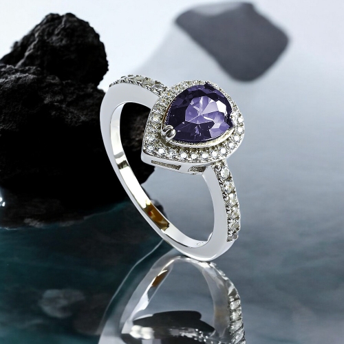 Anillo de Compromiso con Amatista Corte Pera