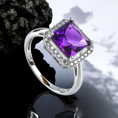 Anillo de Amatista con Plata