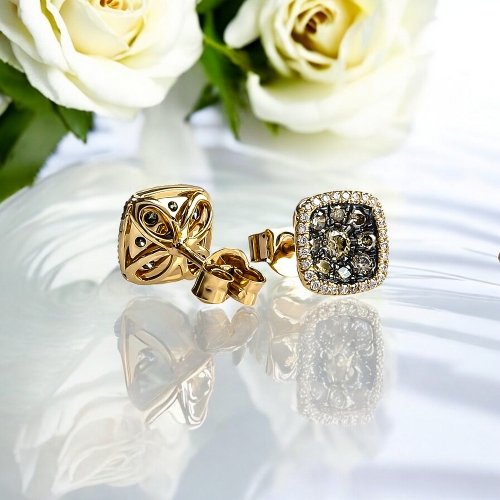 Aretes de Oro Amarillo con Diamantes Chocolates y Blancos Naturales