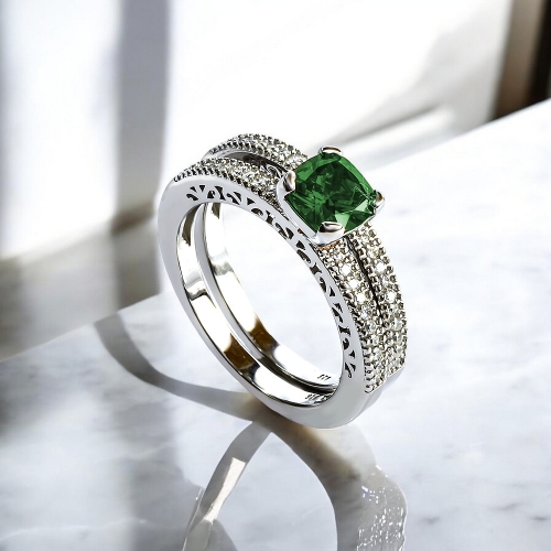 Doble Anillo de Plata Esmeralda