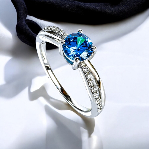 Anillo de Compromiso en Plata Con Topacio Azul Suiza