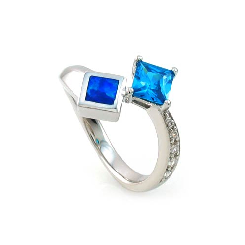 Opalo Azul y Topacio Azul en Anillo de Plata