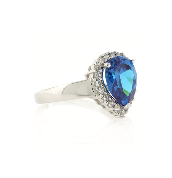 Anillo de Plata de Ley con Gema de Topacio Azul