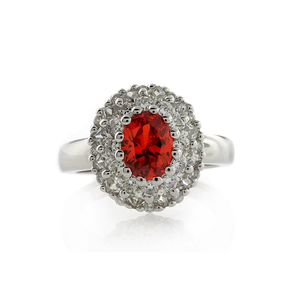 Elegante Anillo de Plata de Ley con Opalo Rojo