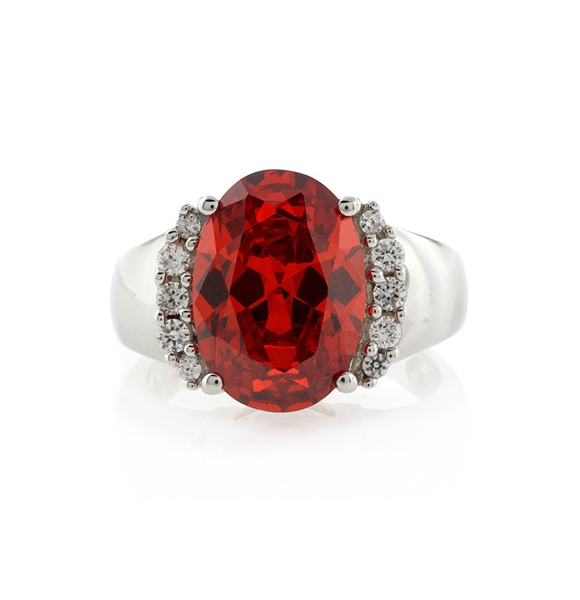 Anillo de Plata .925 con Opalo Rojo Cereza