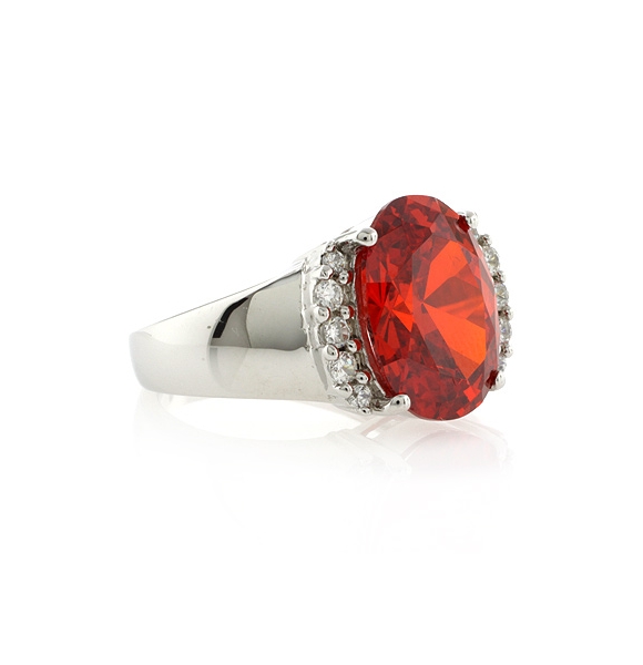Anillo de Plata .925 con Opalo Rojo Cereza