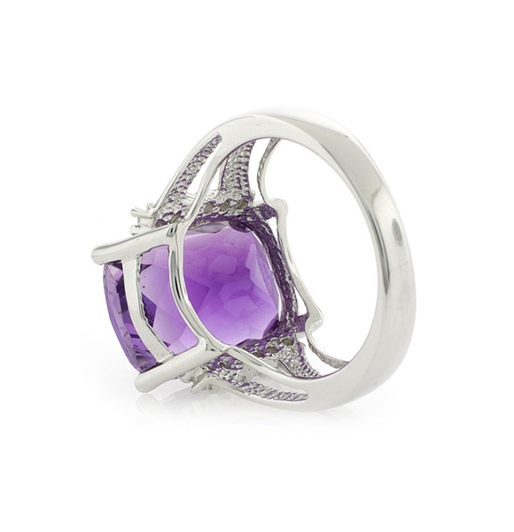 Anillo de Amatista en Plata de Ley