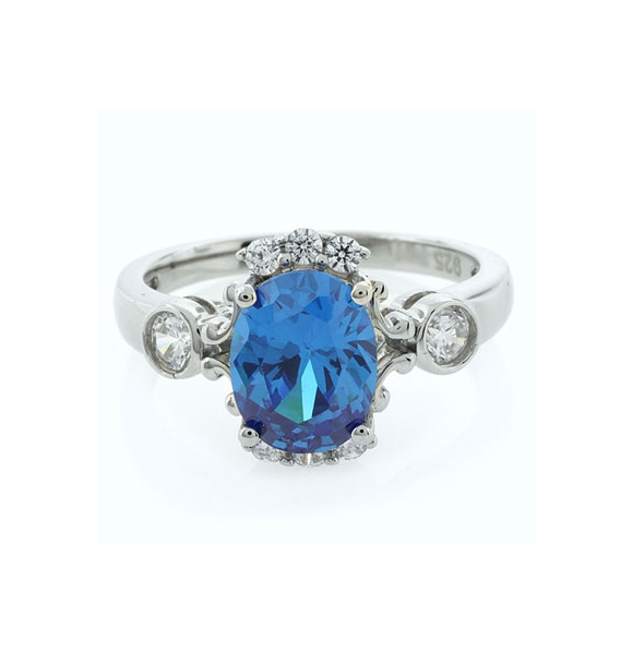 Anillo de Topacio Azul en Plata Esterlina