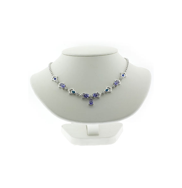 Hermoso Collar de Tanzanita con Piezas de Ópalo Australiano