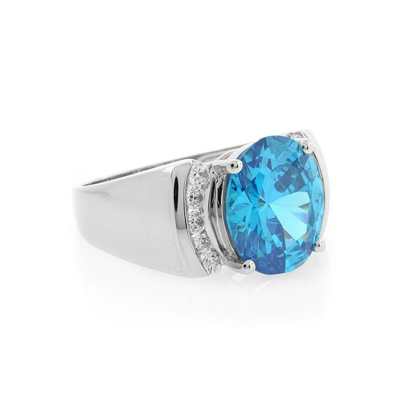 Grandioso Anillo de Plata y Topacio Azul