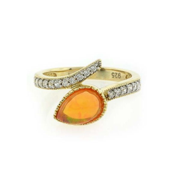Anillo de Opalo en Plata con Chapa de Oro