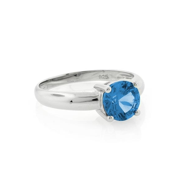 Hermoso Anillo de Plata de Ley y Topacio Azul