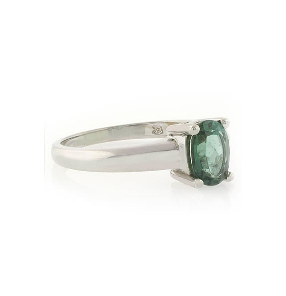 Anillo de Plata de Ley con Turmalina Verde