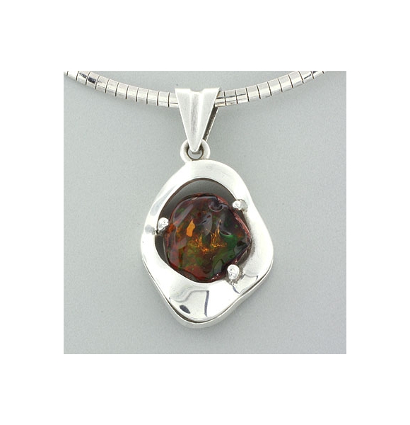 Dije de Plata de Ley .925 con Ópalo Negro Mexicano