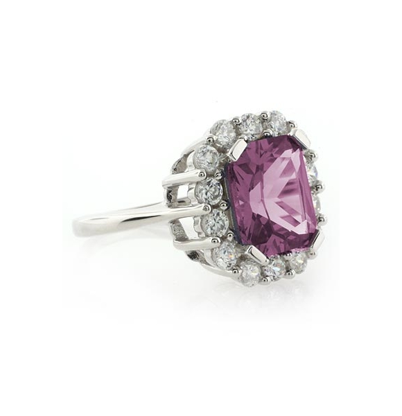 Anillo de Alejandrita ( Azul/Morado) en Plata .925