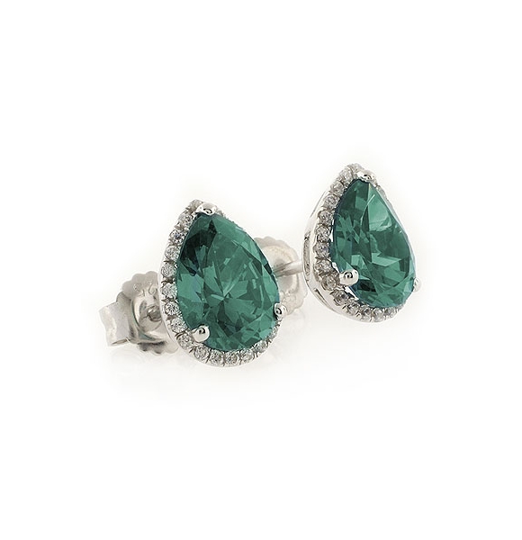 Preciosos Aretes de Alejandrita ( Azul a Verde ) en Plata .925