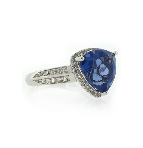 Anillo de Plata .925 con Alejandrita Azul a Morado