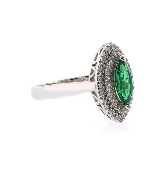 Anillo de Esmeralda en Corte Marquise