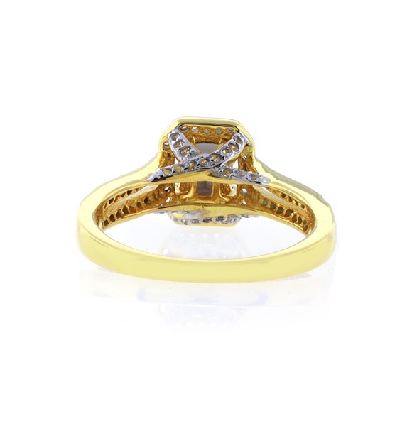 Anillo con Baño de Oro 14K y una Gema de Topacio