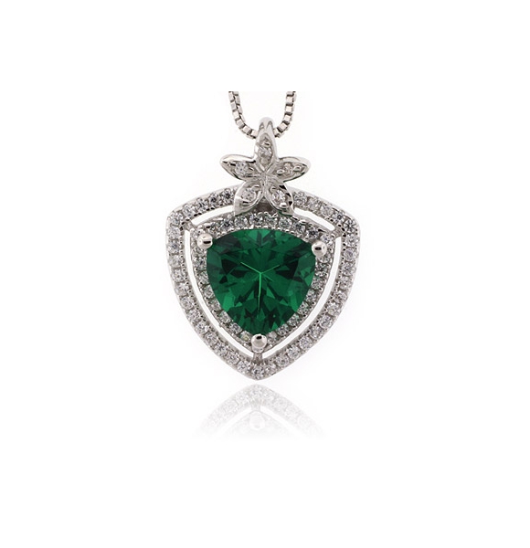 Elegante Dije de Plata Fina .925 con Esmeralda