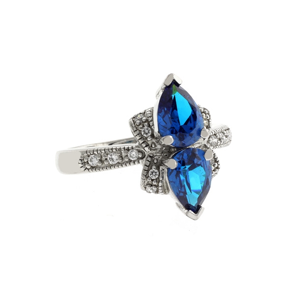 Anillo de Plata con 2 Gemas de Topacio Azul