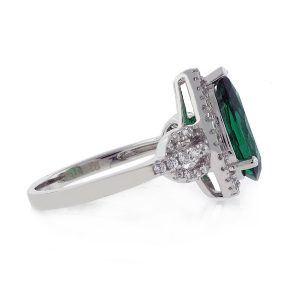 Enorme Anillo de Esmeralda en Plata de Ley .925