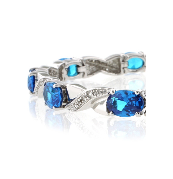 Hermosa Pulsera de Topacio Azul en Plata de Ley