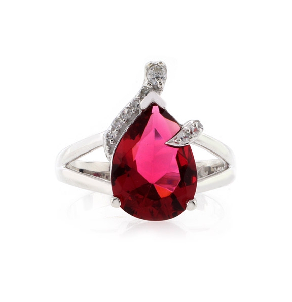 Anillo de Plata de Ley .925 con Granate Rosa