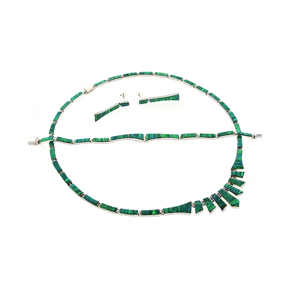 Set de Ópalo Verde con Aretes, Collar y Pulsera en Plata de la Mejor Calidad .950