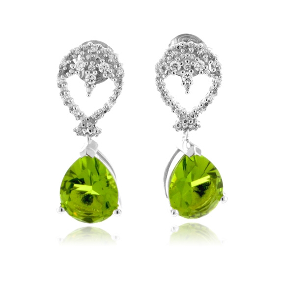 Hermosos Aretes de Peridoto en Plata .925