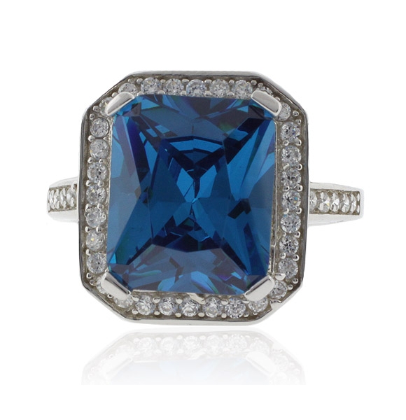 Anillo de Plata Fina .925 con Topacio Azul