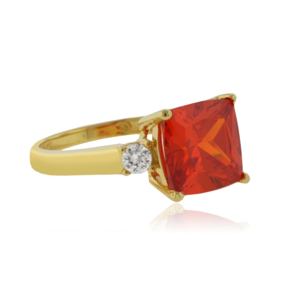 Anillo de Opalo Cereza Mexicano en Plata con Baño de Oro 14K