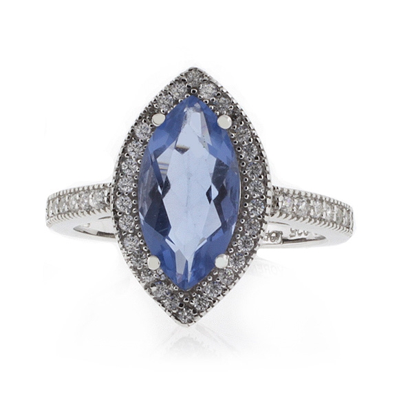 Anillo Hermoso de Alejandrita en Plata ( Azul a Morado )