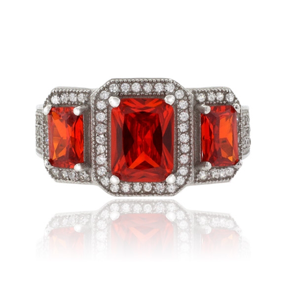 Anillo de Plata .925 con 3 Gemas de Ópalo Cereza