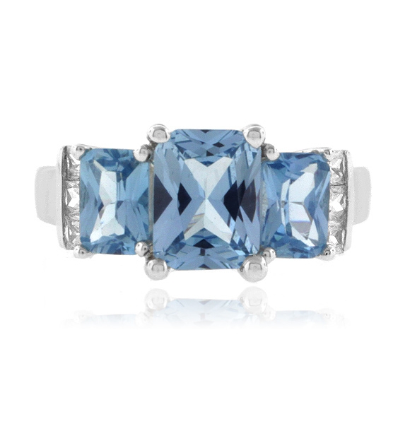 Anillo con 3 Piedras de Aguamarina en Plata .925