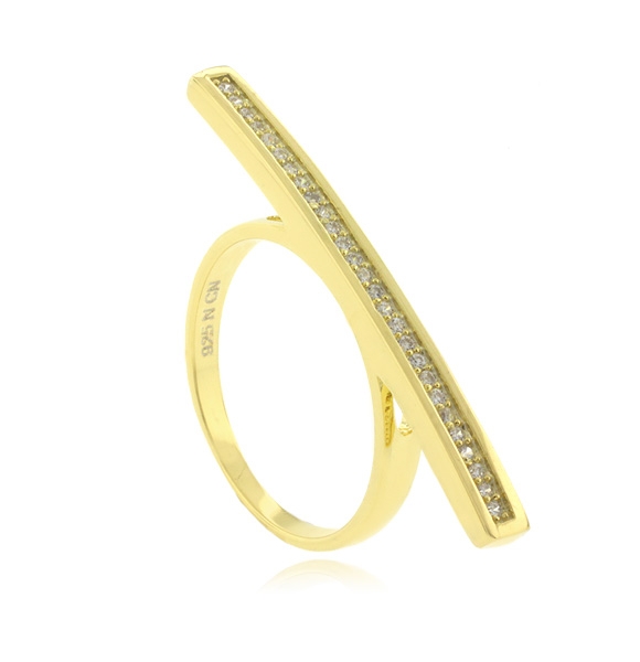 Hermoso Anillo de Plata con Baño de Oro y Diamantes