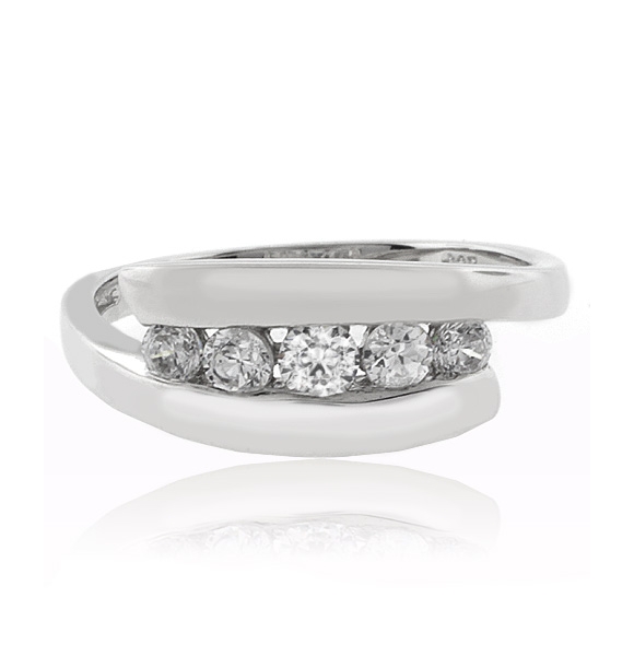 Anillo de Compromiso con 5 Piedras en Plata .925