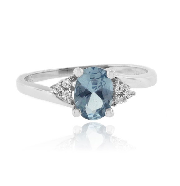 Anillo con Aguamarina en Plata Fina .925