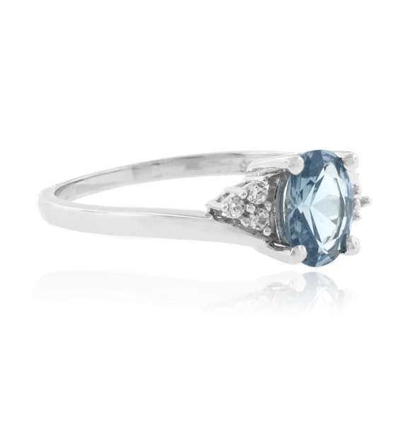 Anillo con Aguamarina en Plata .925