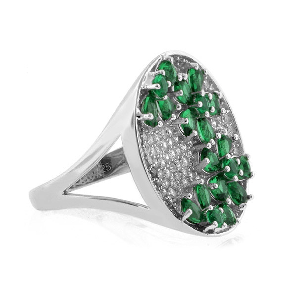 Anillo de Plata Fina con Incrustaciones de Esmeralda