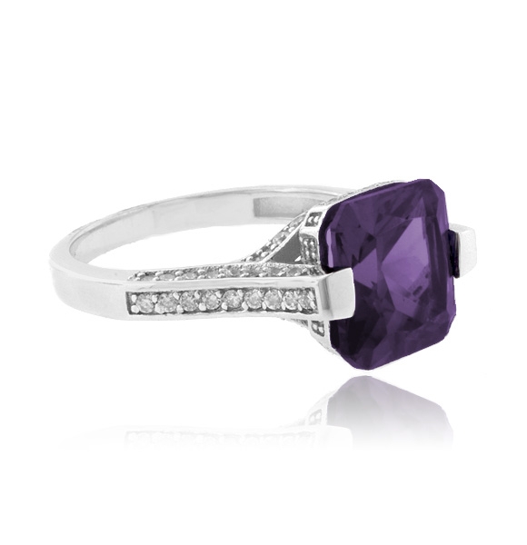 Anillo de Alejandrita Bicolor en Plata 925 ( Morado/Azul )