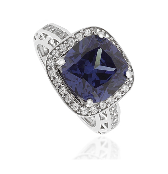 Anillo de Plata .925 con Tanzanita corte Cuadrado