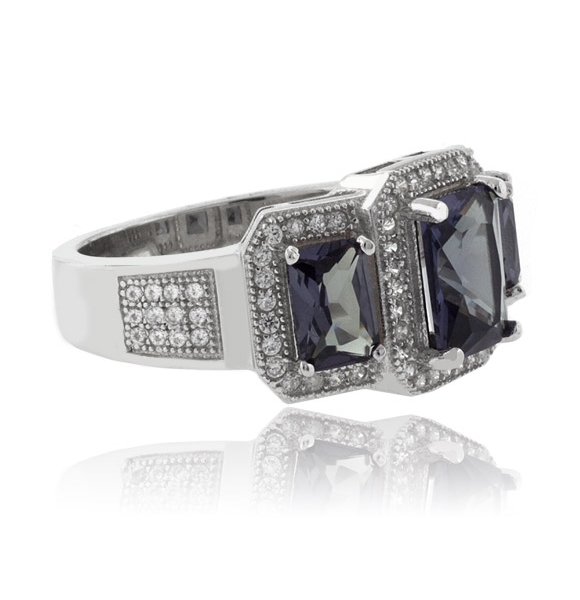 Anillo de Alejandrita en Plata Fina ( Azul/Morado )