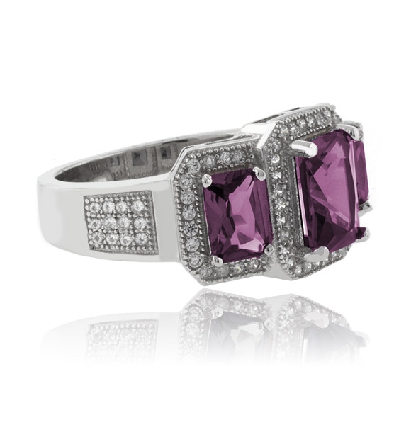 Anillo de Plata Fina con 3 Gemas de Alejandrita ( Azul/Morado )