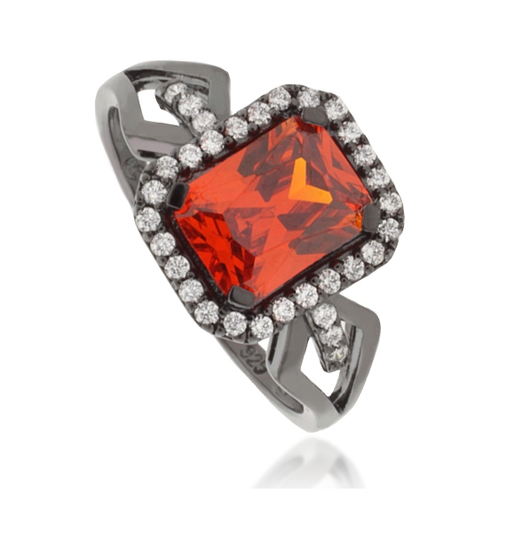 Anillo de Plata Negra con Ópalo de Fuego