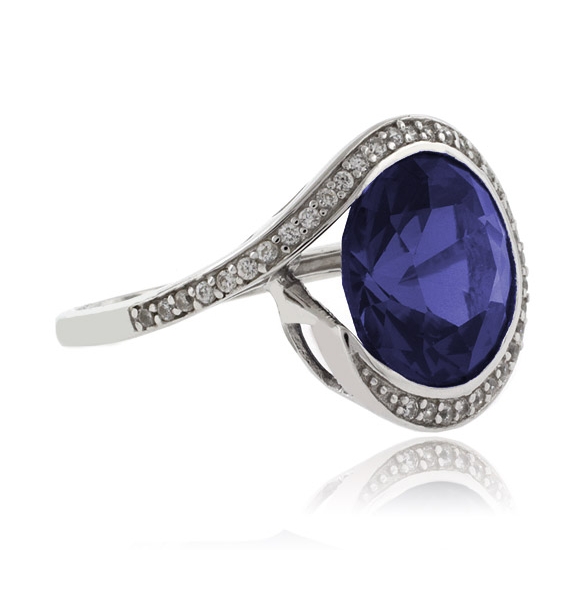 Anillo de Plata 925 con una Piedra Enorme de Tanzanita