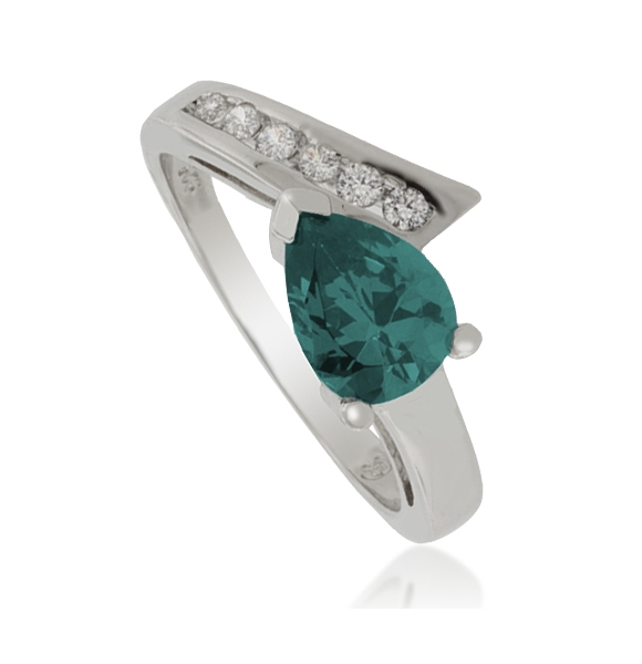 Anillo de Alejandrita ( Verde/Azul) en Plata .925