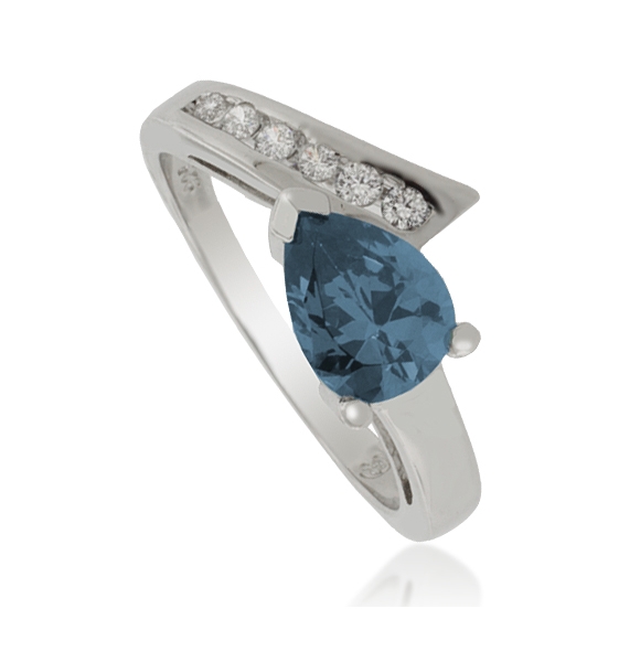 Anillo de Alejandrita ( Verde/Azul) en Plata .925