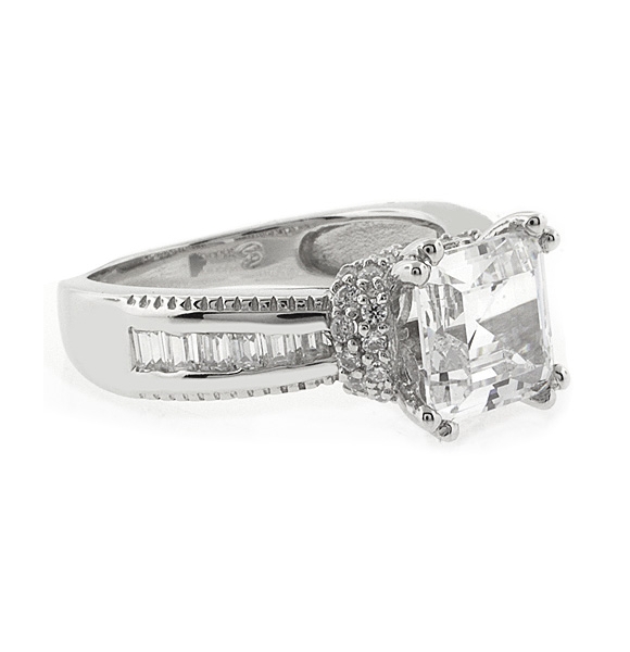 Anillo de Compromiso en Plata .925 con Zirconia