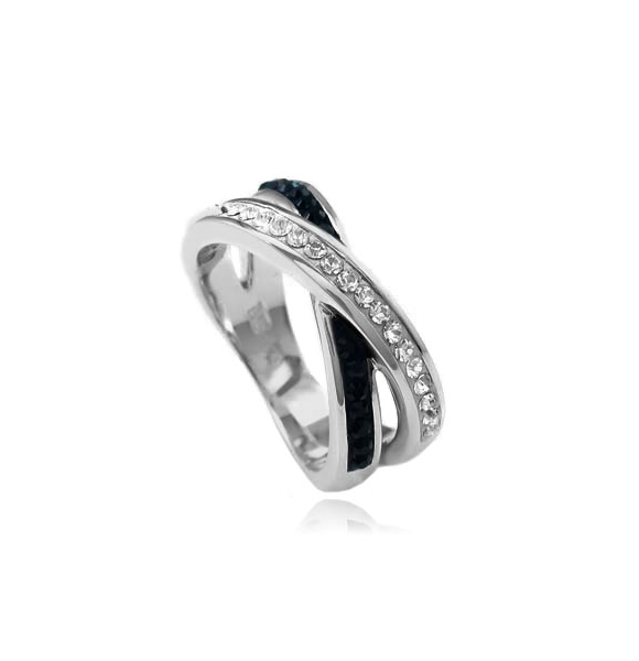 Anillo de Swarovski en Plata Fina .925